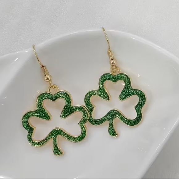 Jewelry - Green Clover Earrings St Patrick’s Day Jewelry